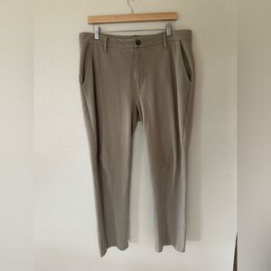 True Classic Men’s Stretch Slim Fit Khaki Dress Pants Size 36